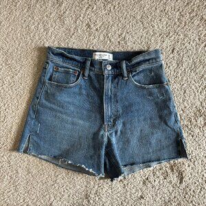 Abercrombie High Rise 4” Mom Shorts